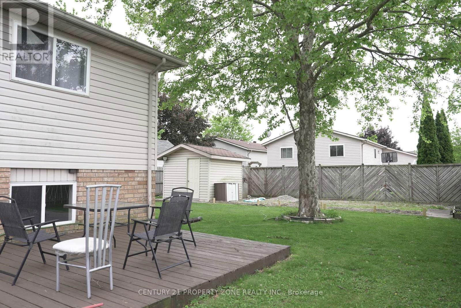 1437 HANSEN CRESCENT WEST Image 21