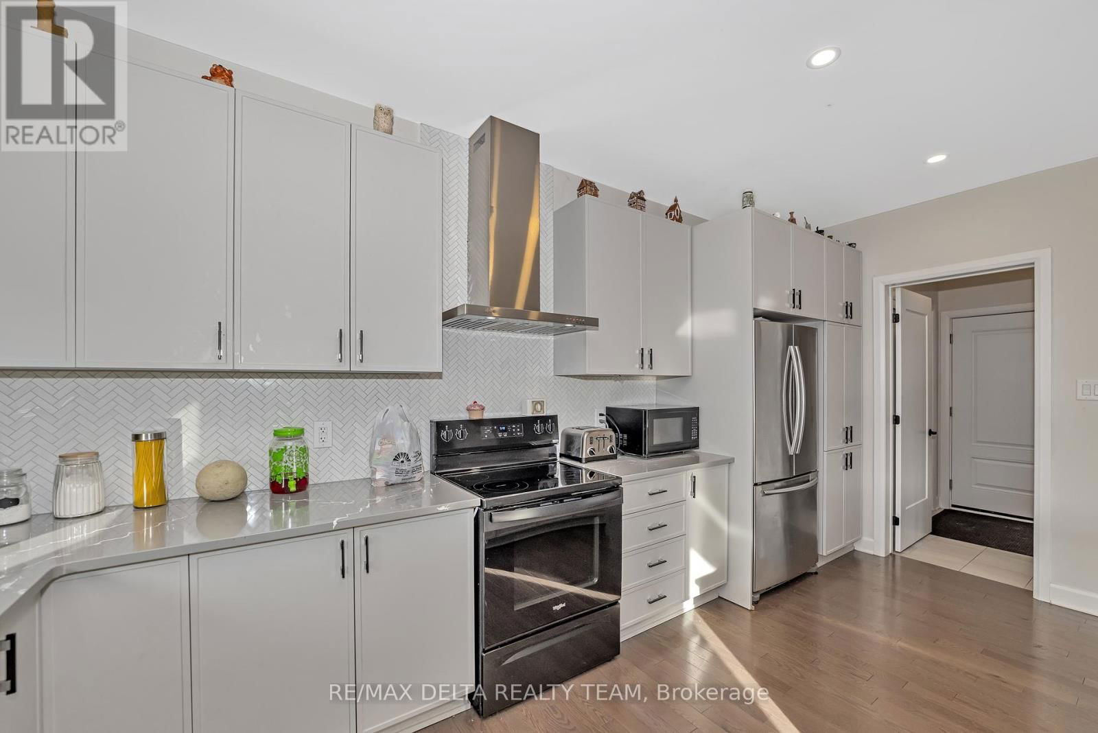 801 GAMBLE DRIVE Image 8