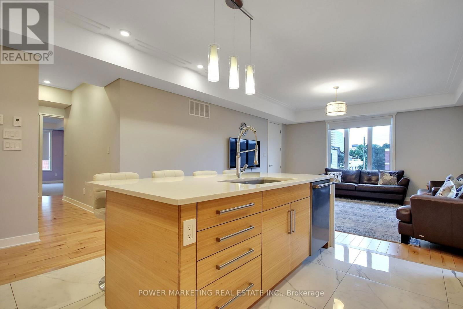 69 DONALD STREET Image 16