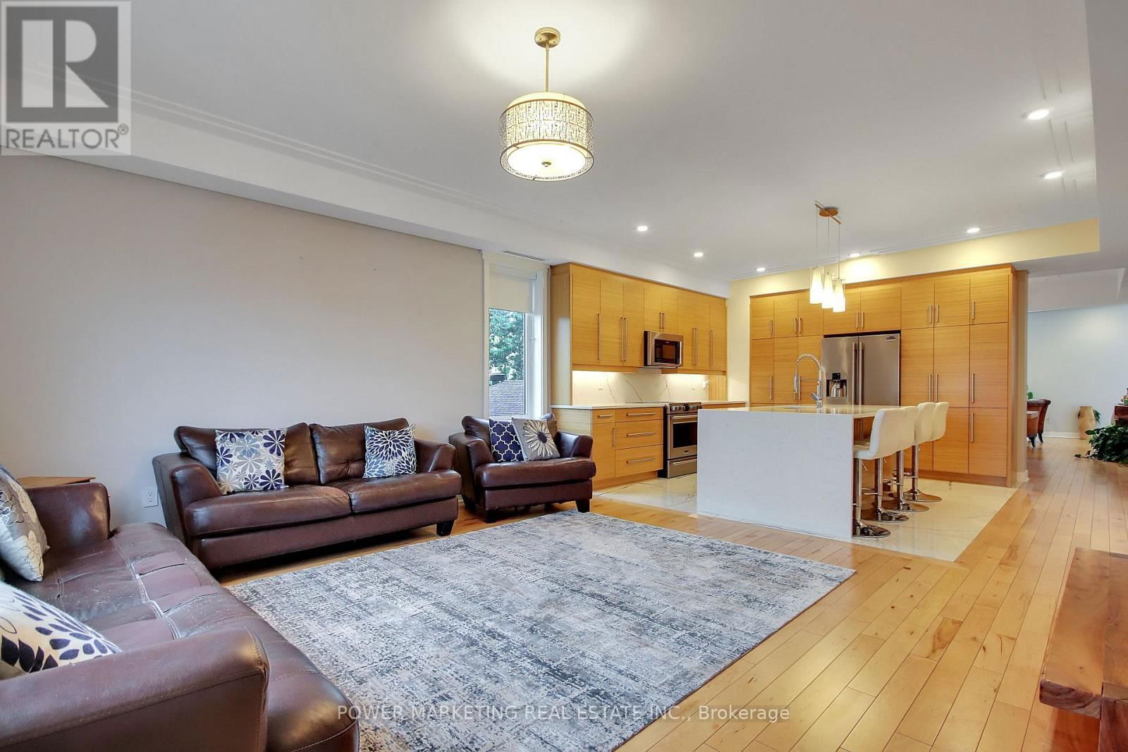 69 DONALD STREET Image 18