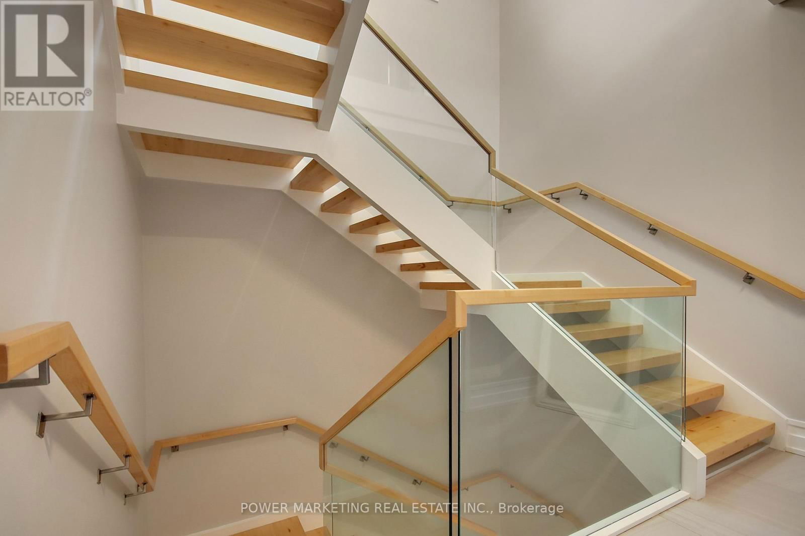 69 DONALD STREET Image 35
