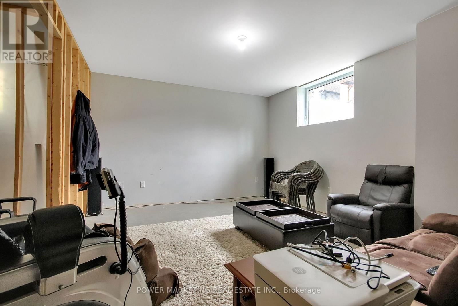 69 DONALD STREET Image 44