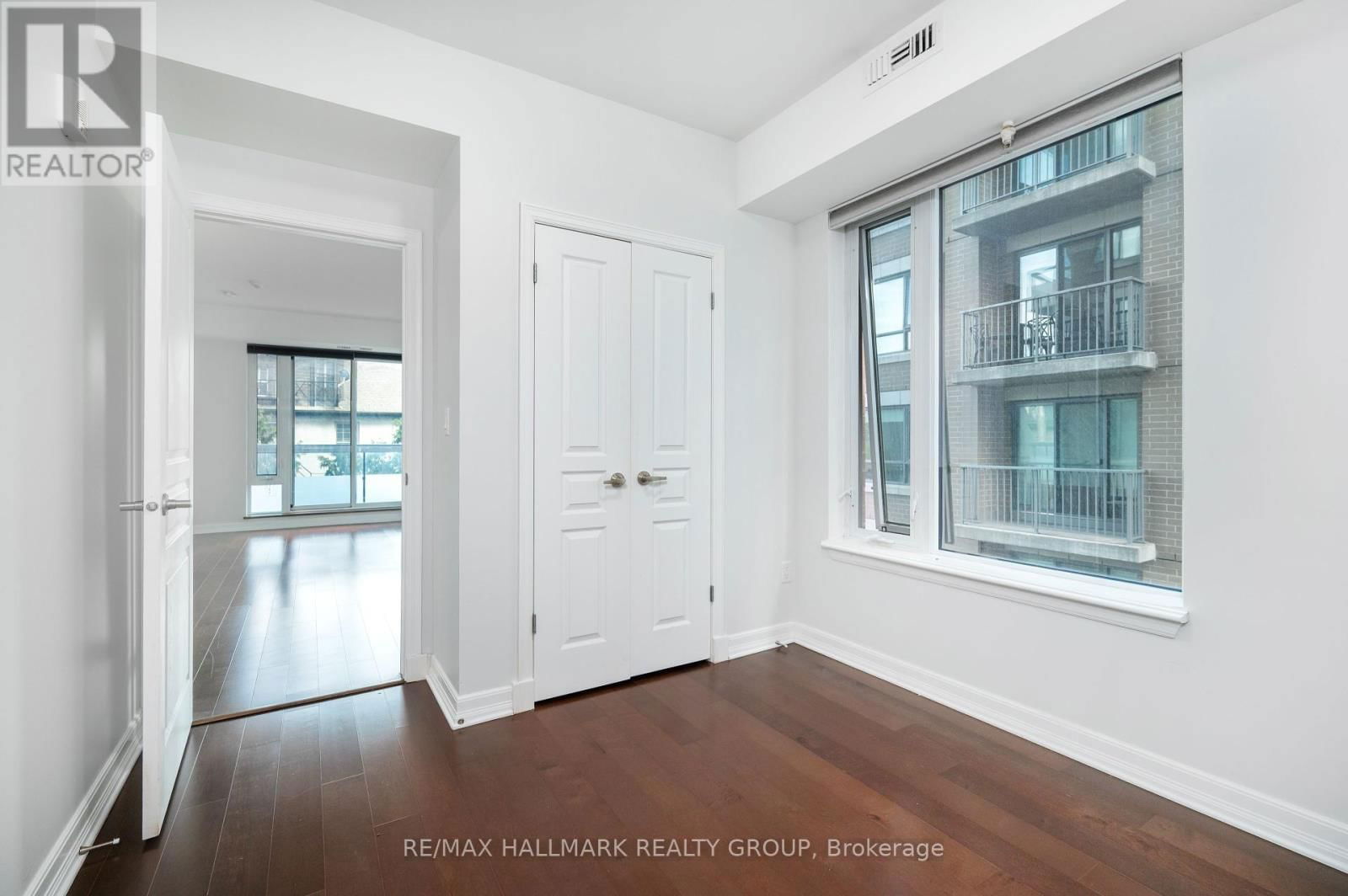 405 - 238 BESSERER STREET Image 34