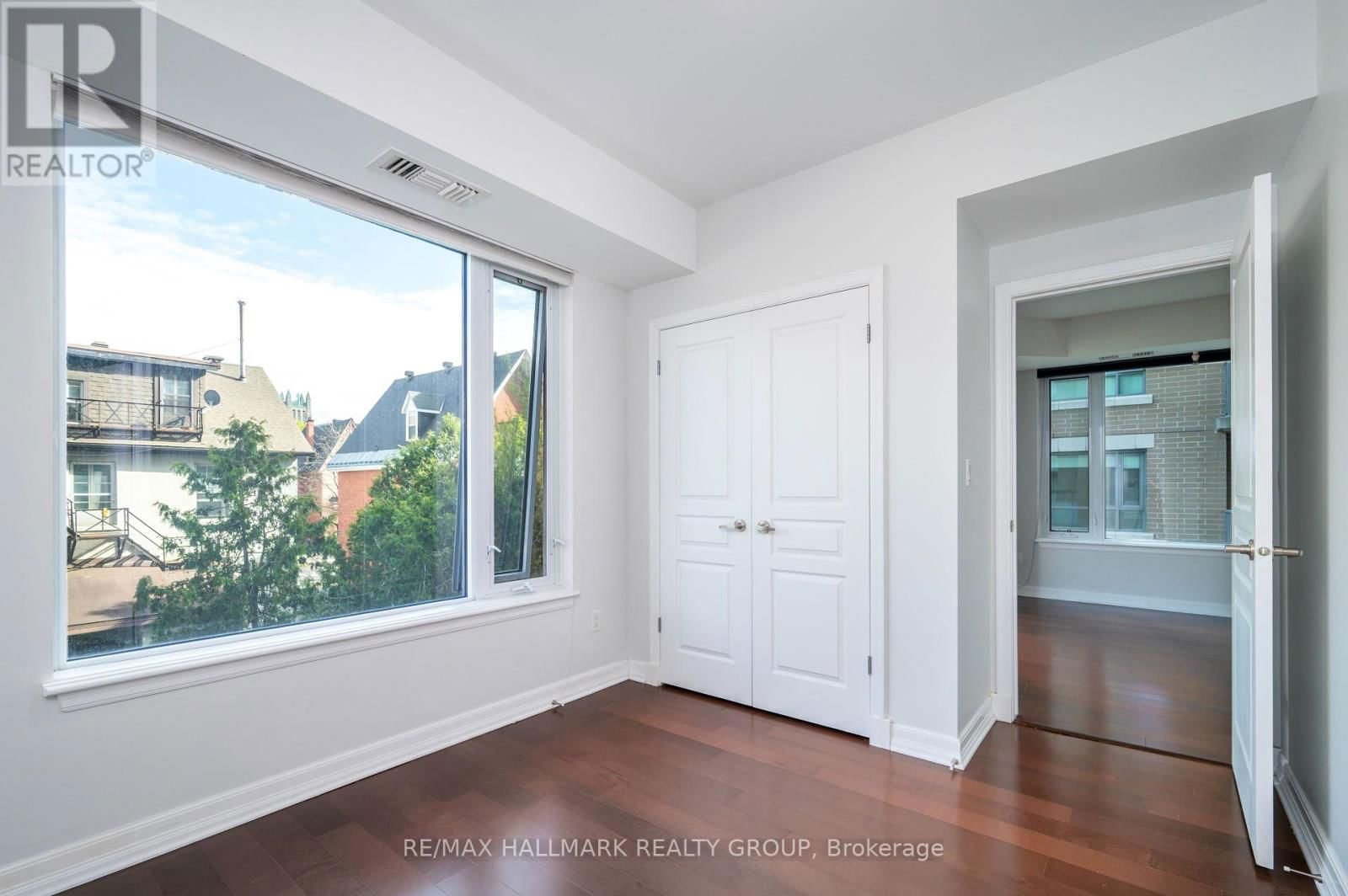 405 - 238 BESSERER STREET Image 37