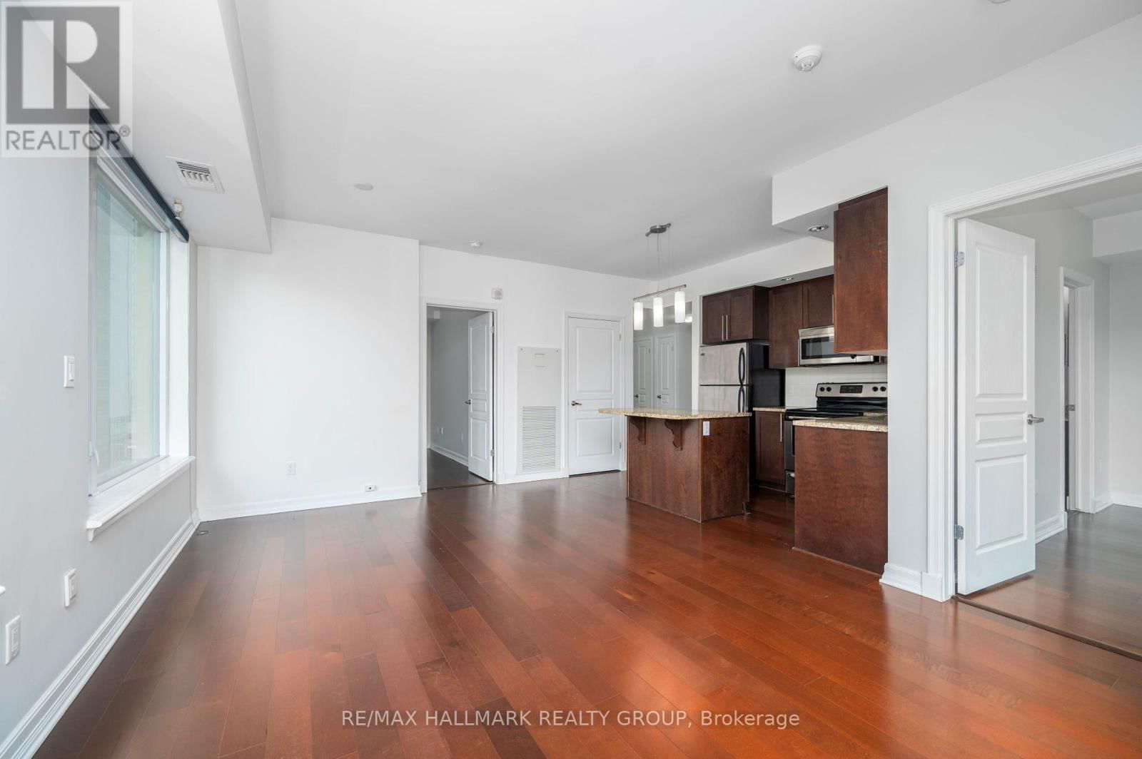 405 - 238 BESSERER STREET Image 17