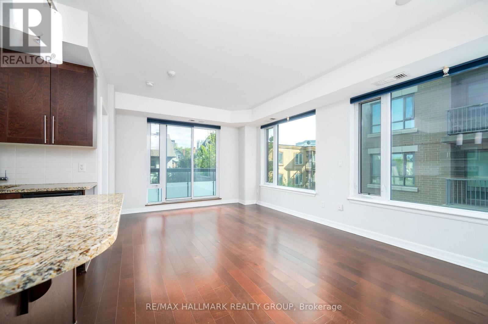 405 - 238 BESSERER STREET Image 19