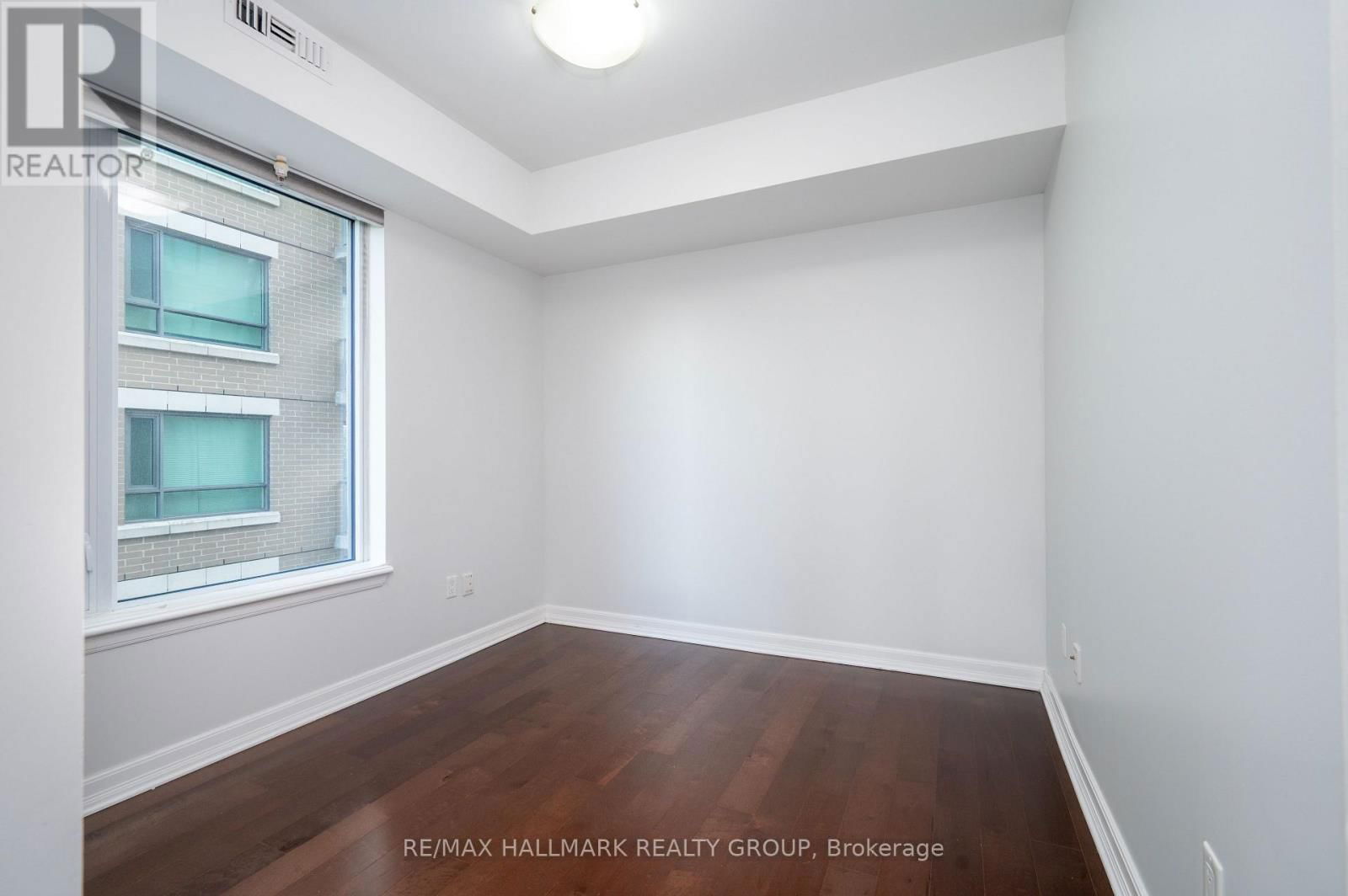 405 - 238 BESSERER STREET Image 29