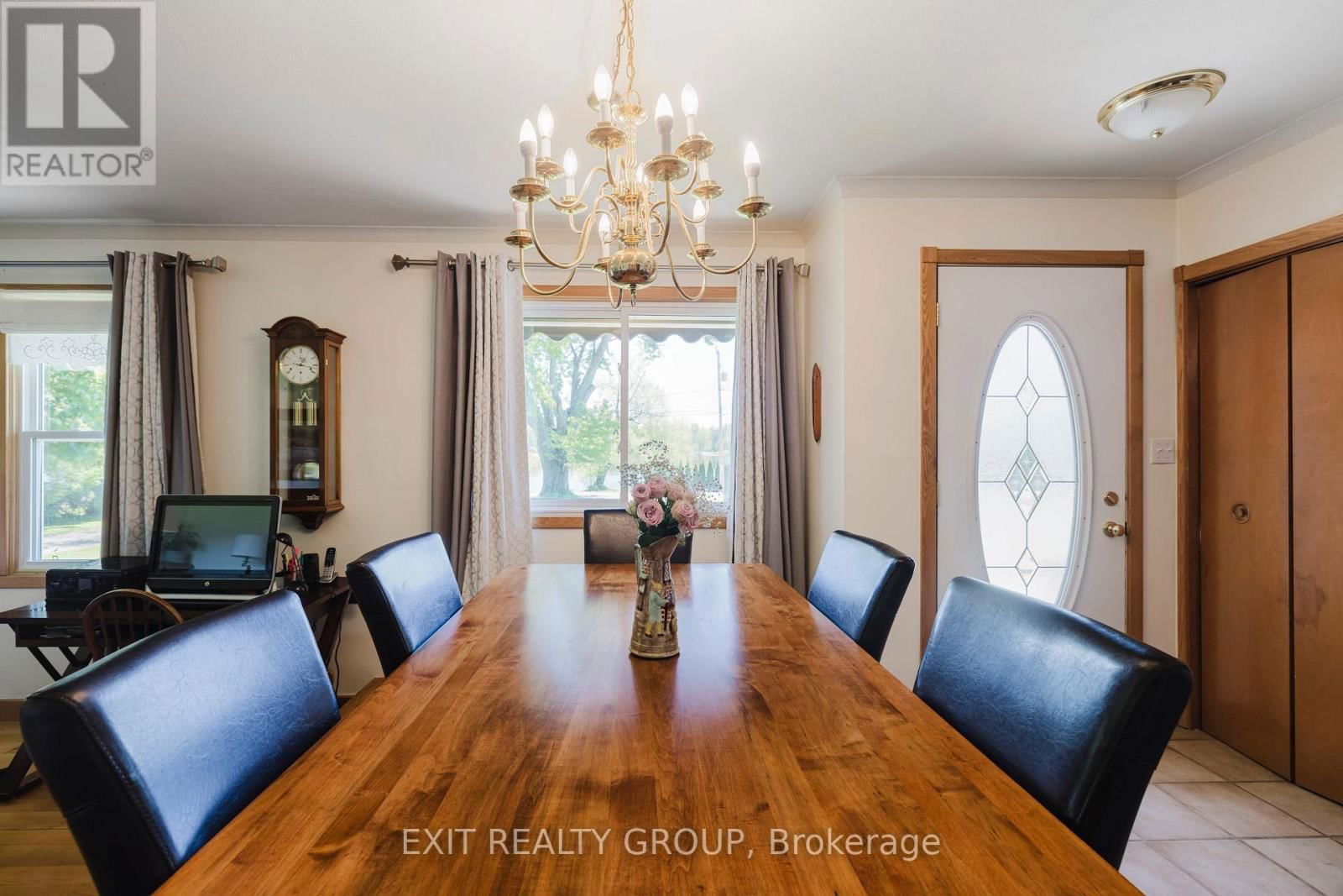 556 ROSEBUSH ROAD Image 5