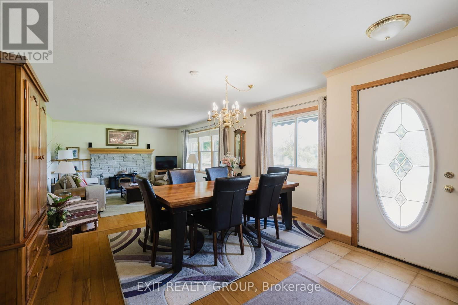 556 ROSEBUSH ROAD Image 9