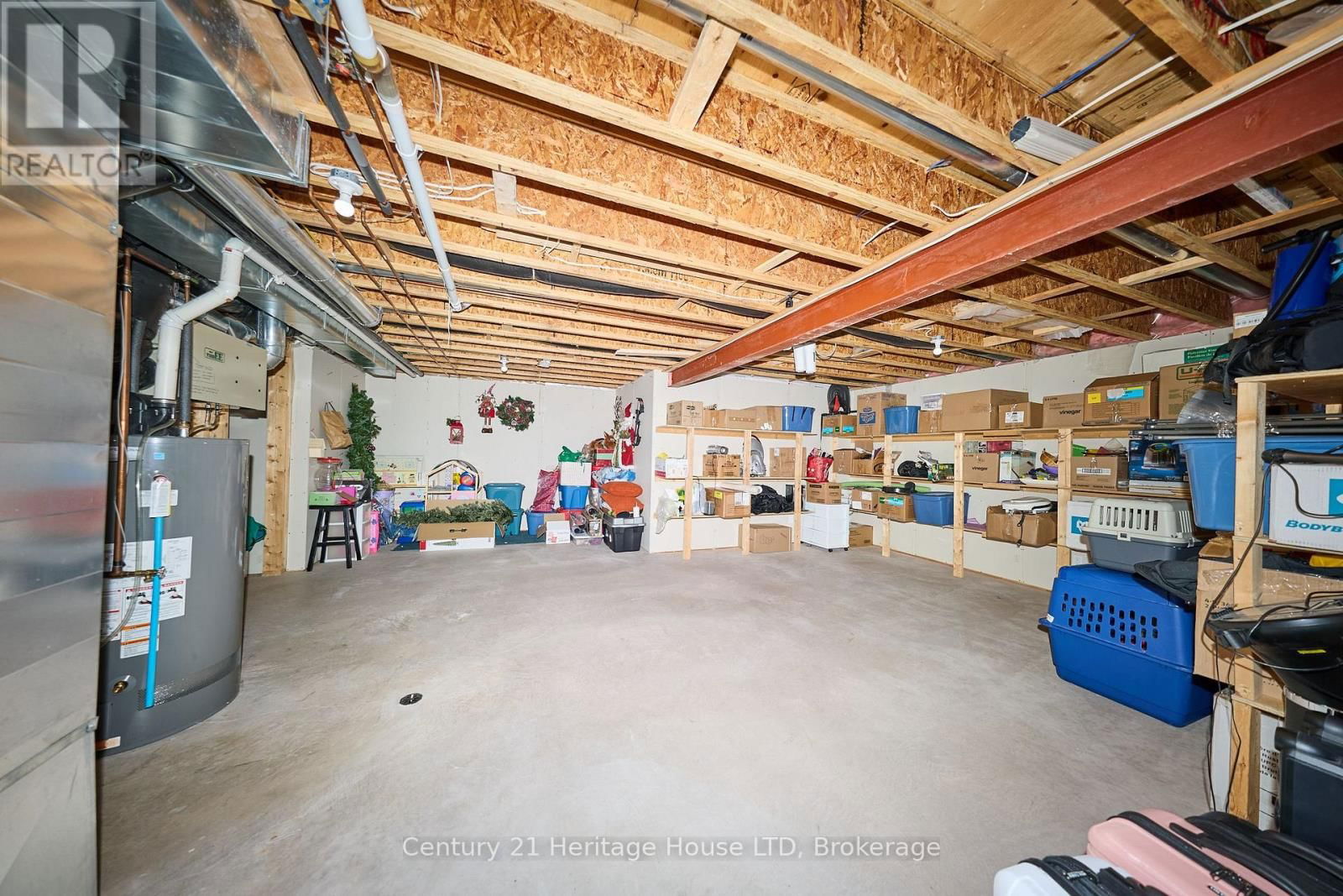 559 KENSINGTON COURT Image 41