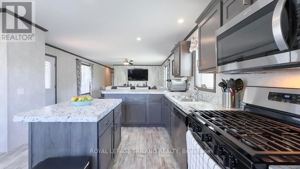 14 - 9385 IPPERWASH ROAD Image 14