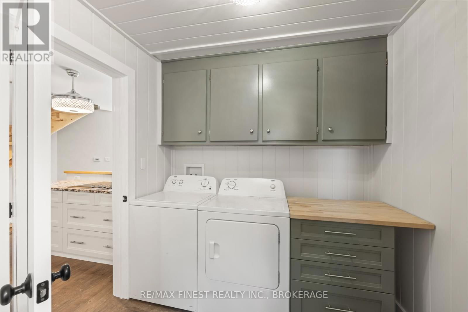 4363 NOTRE DAME STREET Image 25
