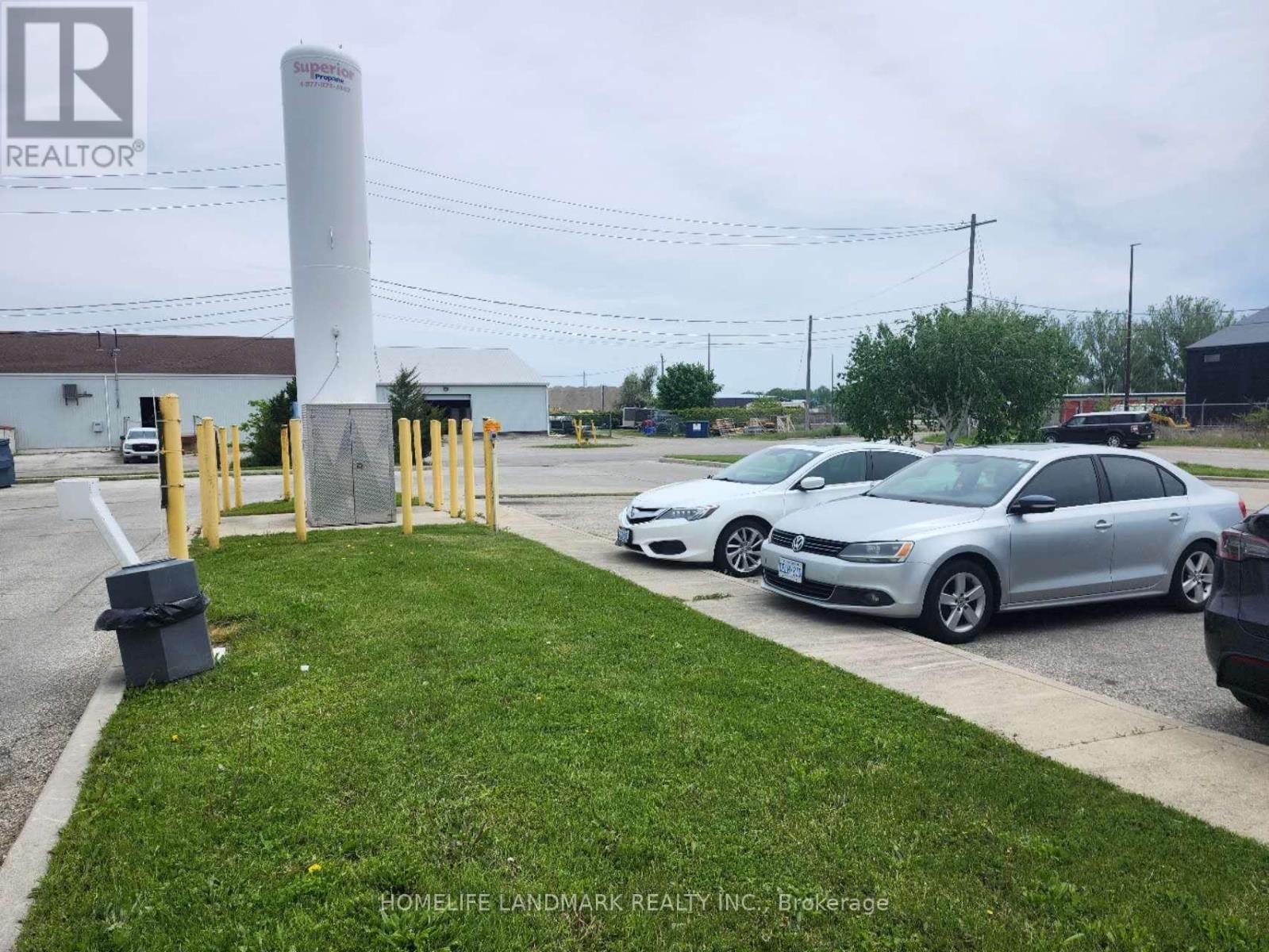 191 KEIL DRIVE SOUTH Image 6