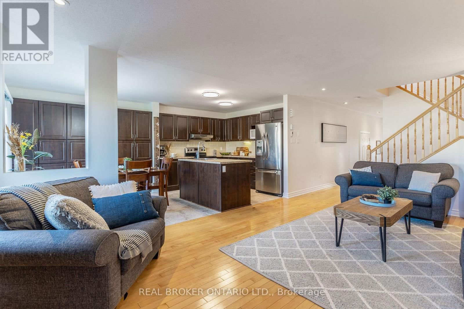 2473 ESPRIT DRIVE Image 14