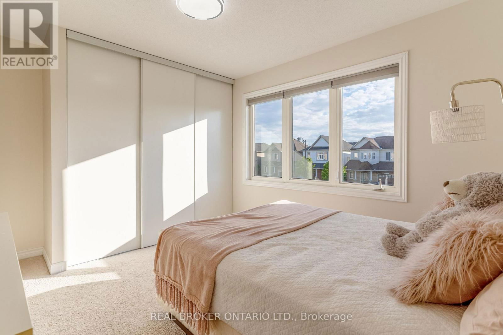2473 ESPRIT DRIVE Image 30
