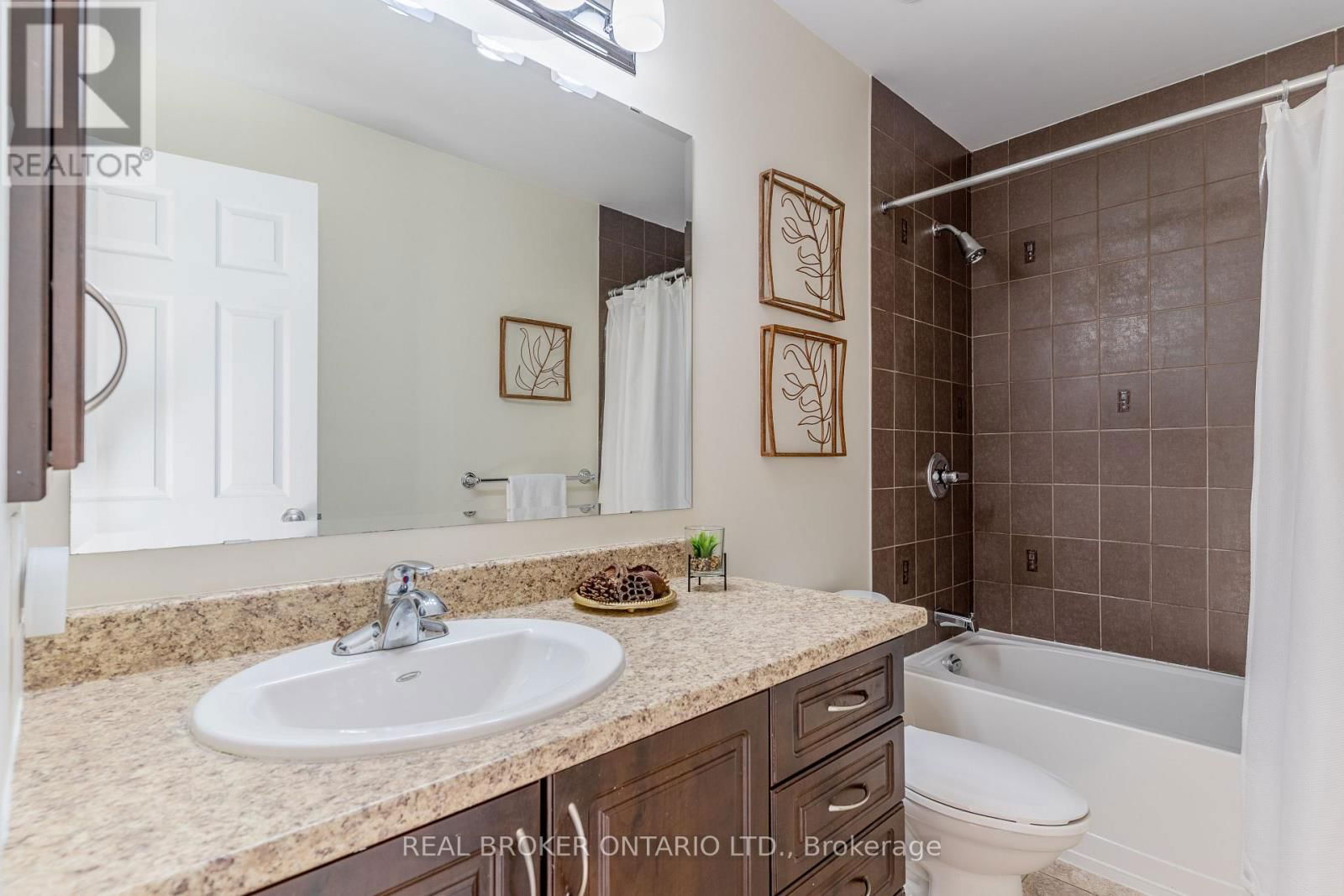 2473 ESPRIT DRIVE Image 31