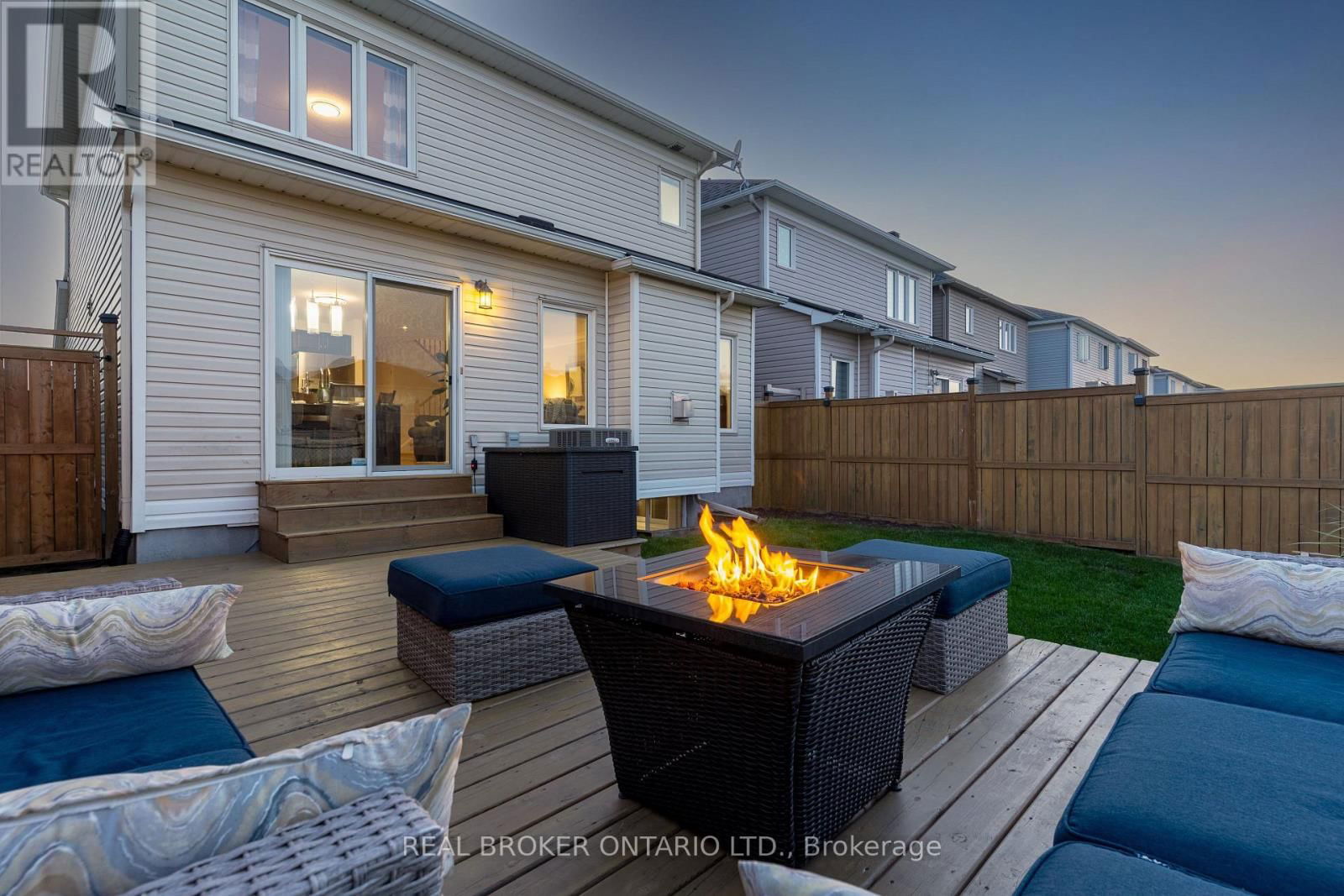 2473 ESPRIT DRIVE Image 42