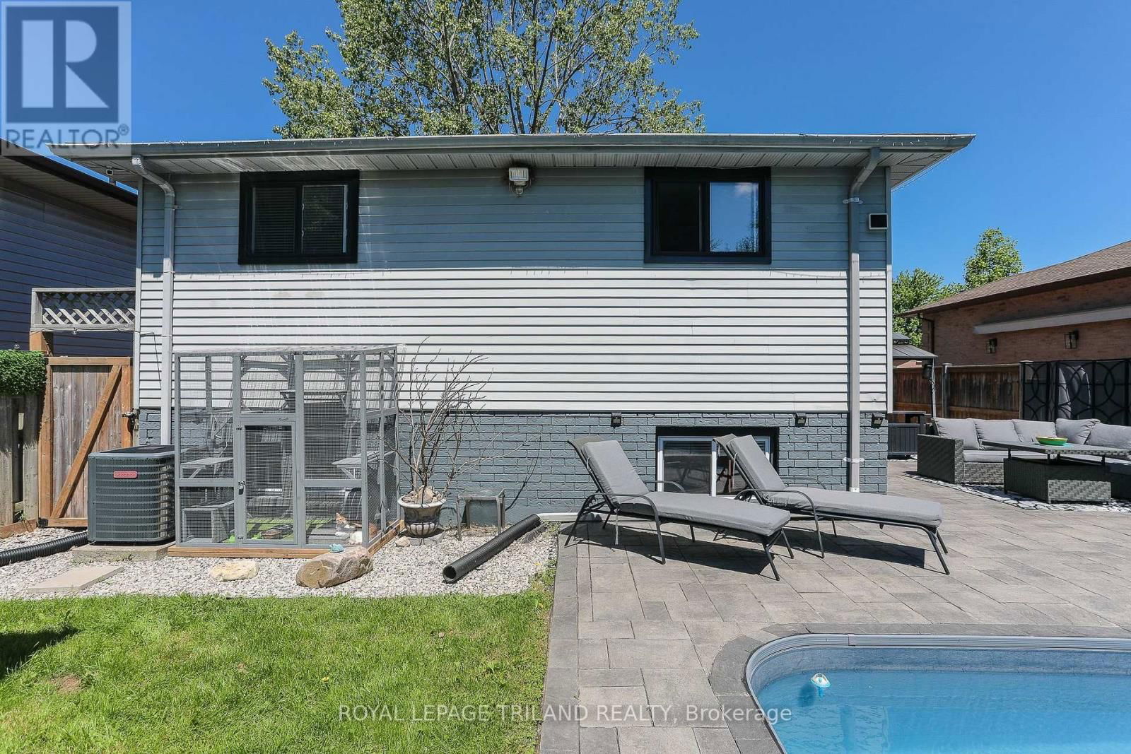 16 BLANCHARD CRESCENT WEST Image 36