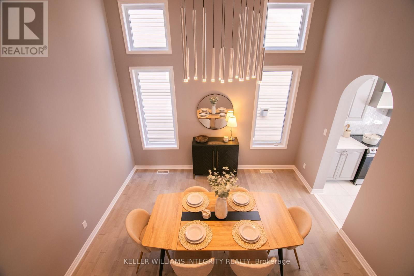 34 KEIGHLEY CIRCLE Image 12