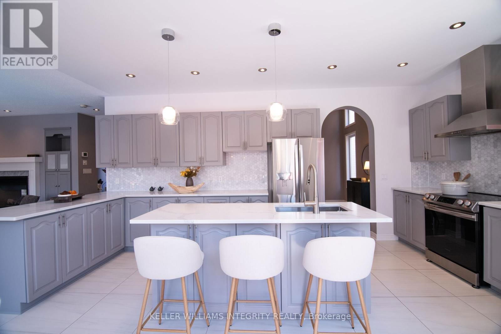 34 KEIGHLEY CIRCLE Image 14