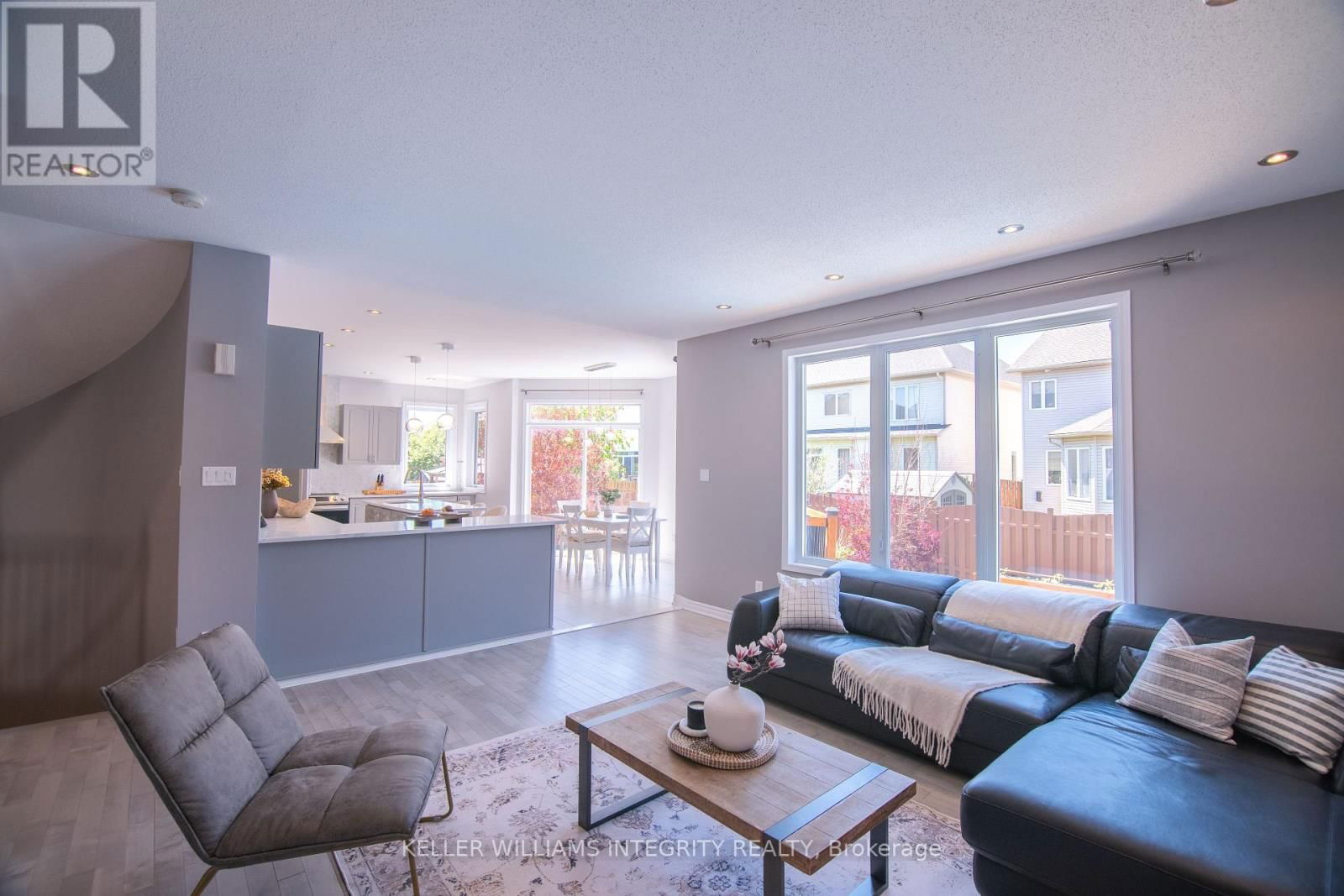 34 KEIGHLEY CIRCLE Image 19