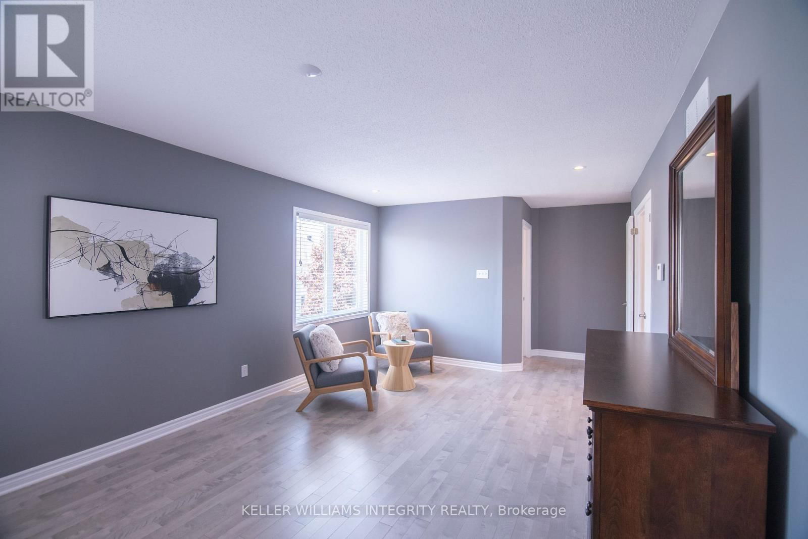 34 KEIGHLEY CIRCLE Image 28