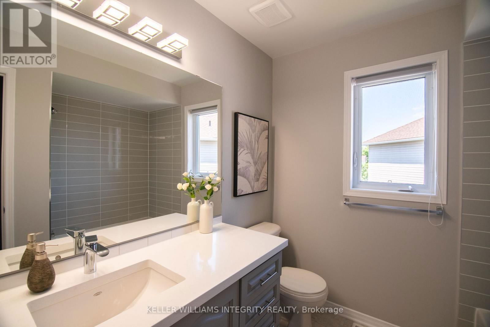 34 KEIGHLEY CIRCLE Image 33