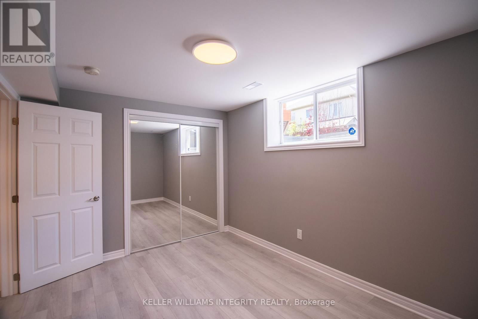 34 KEIGHLEY CIRCLE Image 40