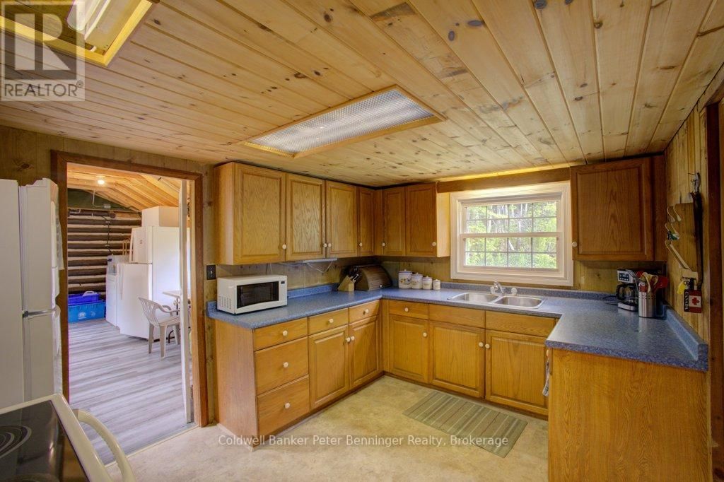 17 VIRGINIA LANE Image 14