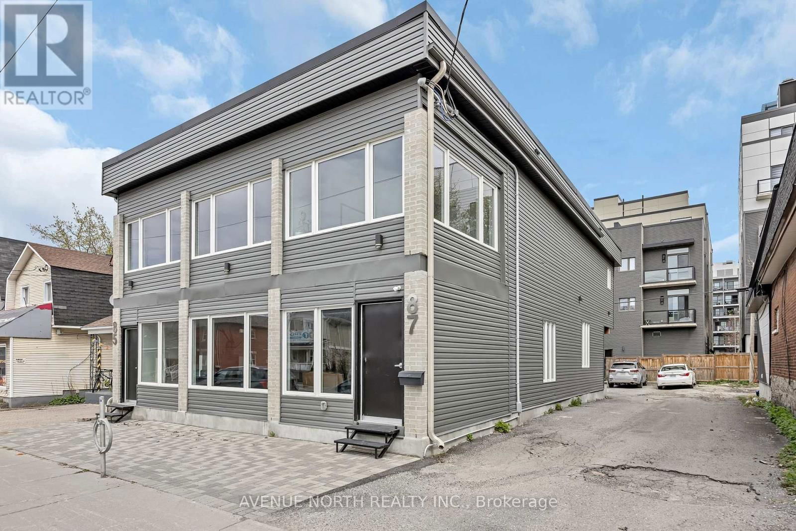 85 HOLLAND AVENUE NORTH Image 1