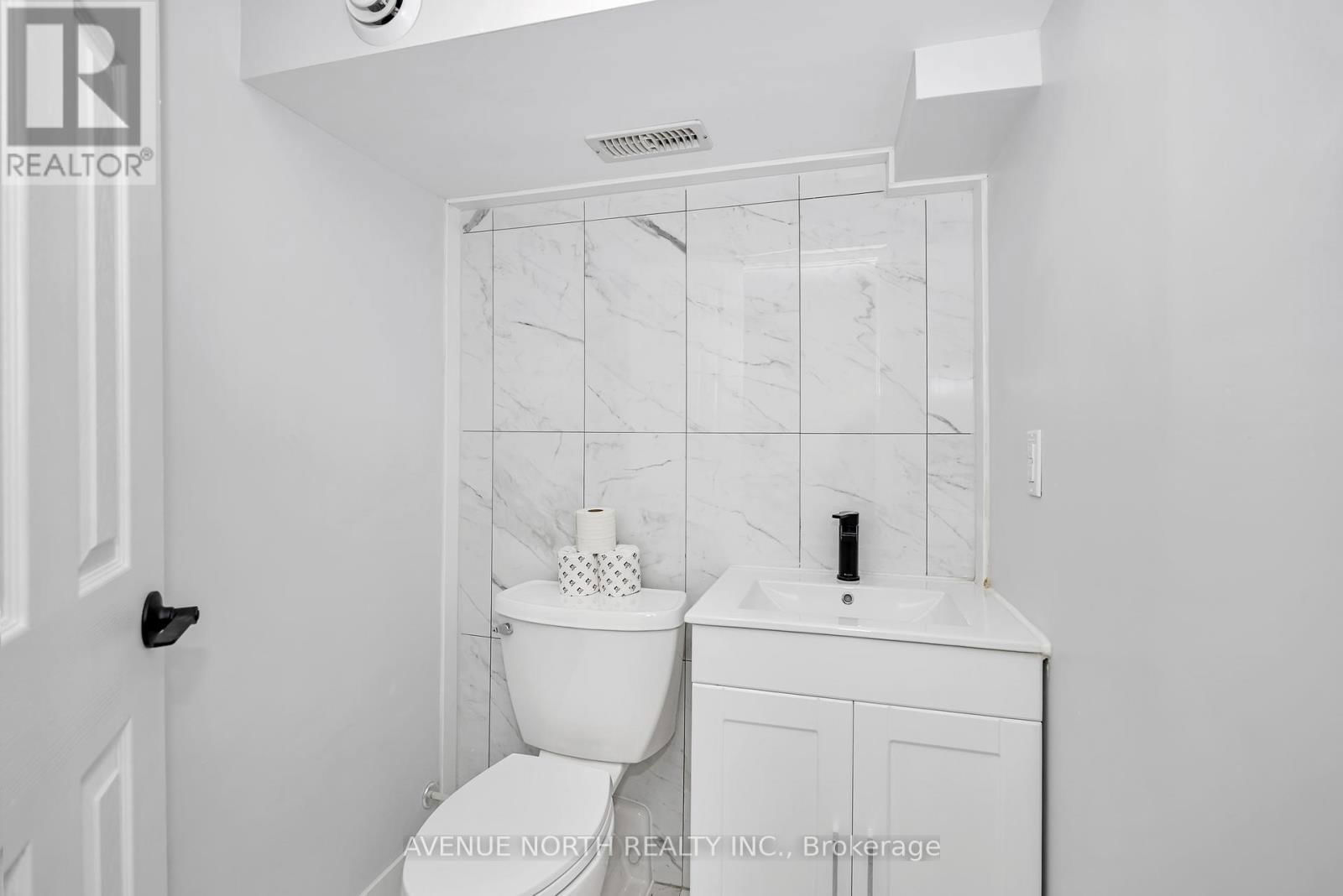 85 HOLLAND AVENUE NORTH Image 28