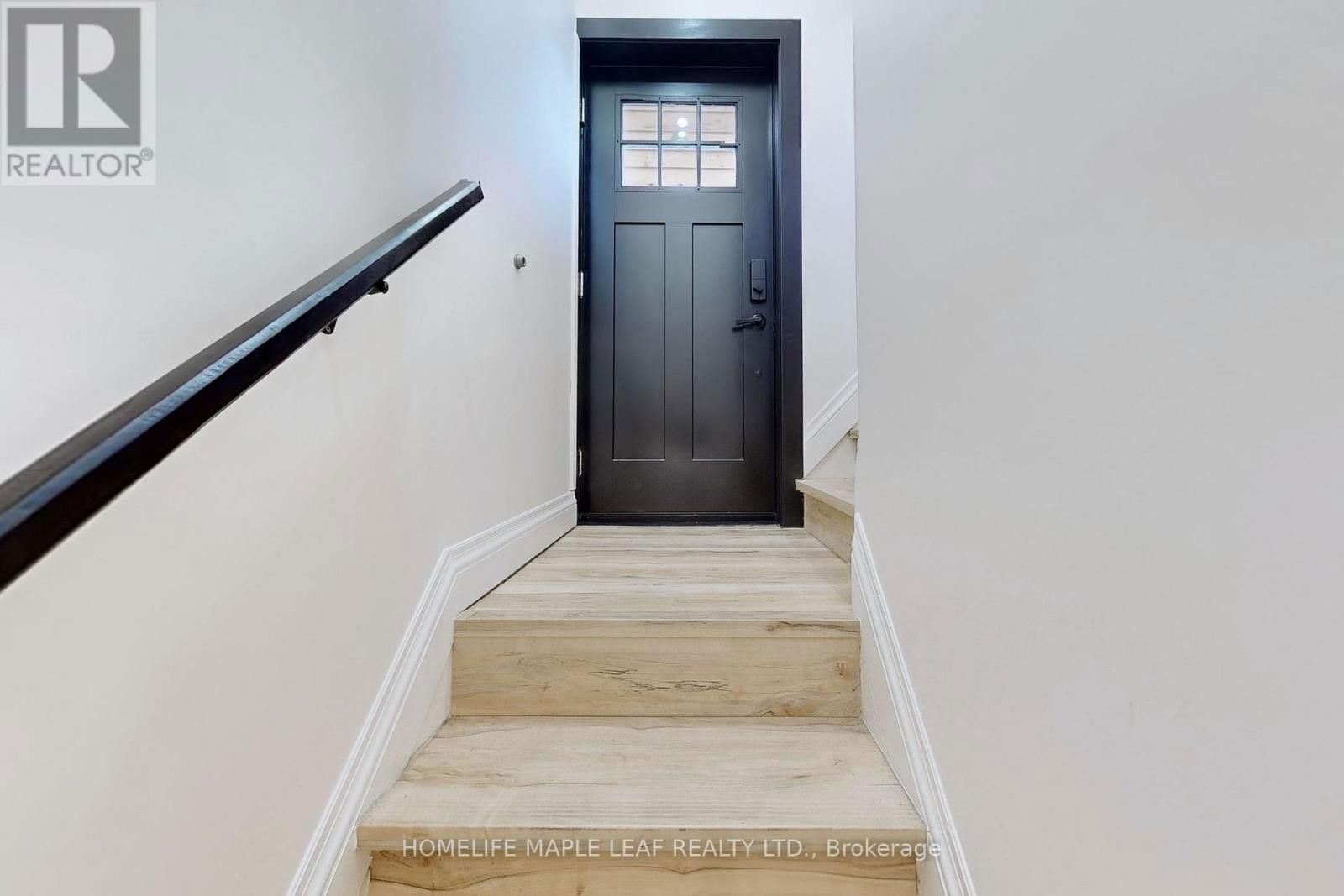 62 MONTROSE AVENUE Image 2