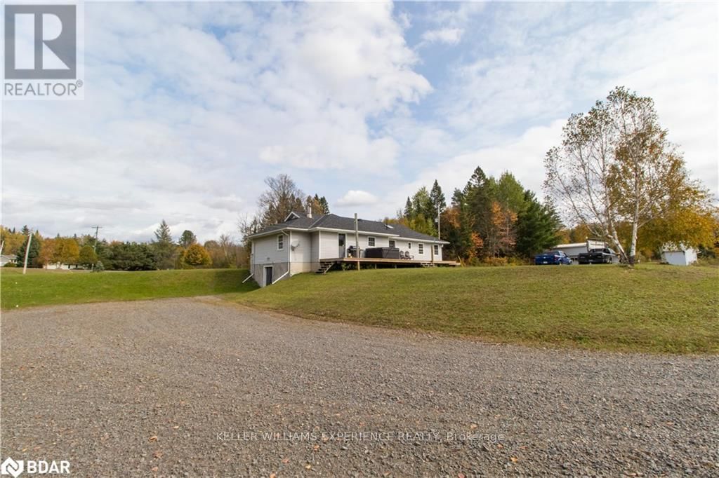 11153 522 HIGHWAY Image 32
