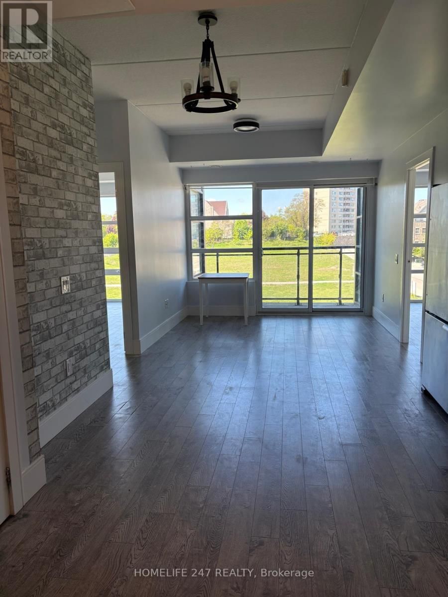 305 - 15 PRINCE ALBERT BOULEVARD Image 16