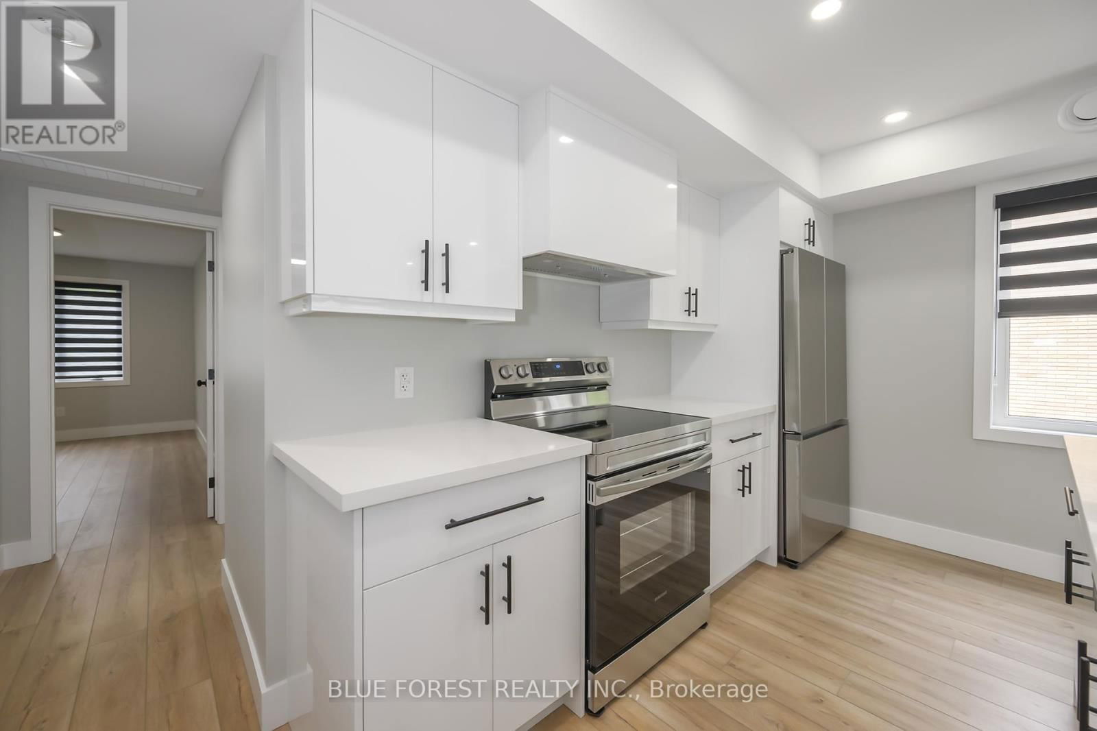 Unit 2 - 325 EDMONTON STREET Image 6