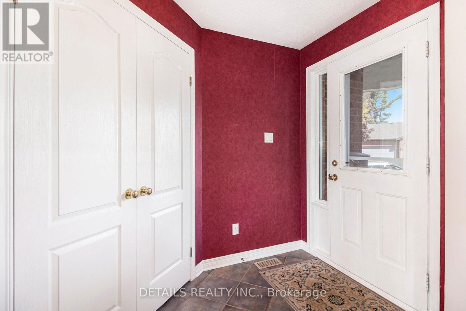 94 WATERTHRUSH CRESCENT Image 4