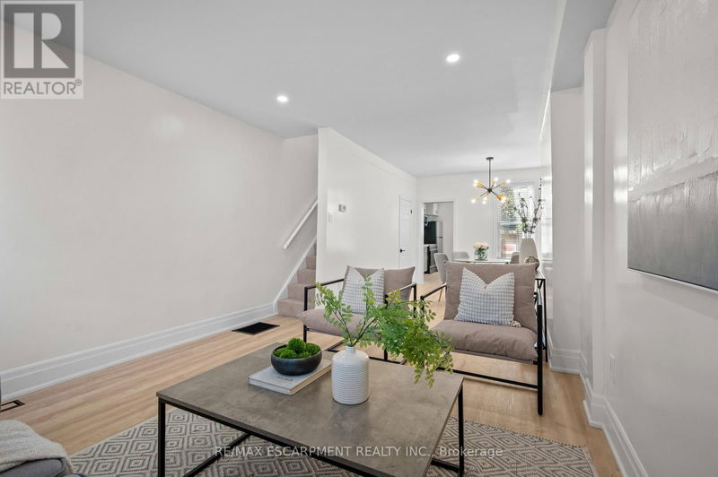 Tertiary Property View