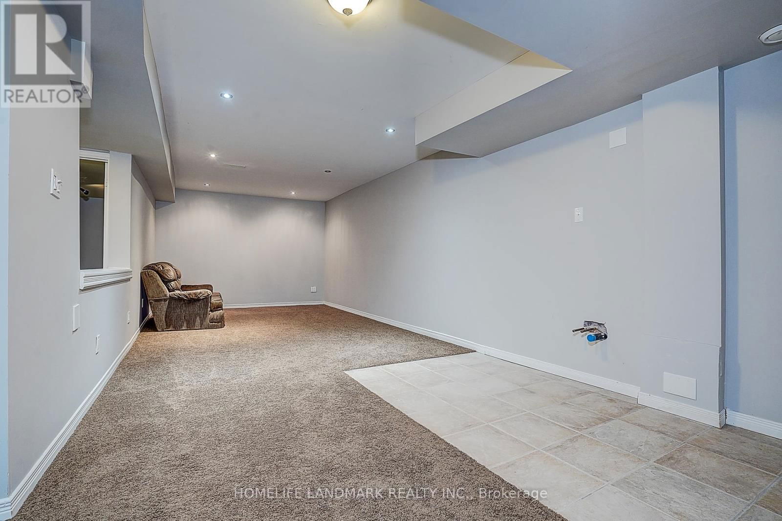 93 PELHAM DRIVE Image 38