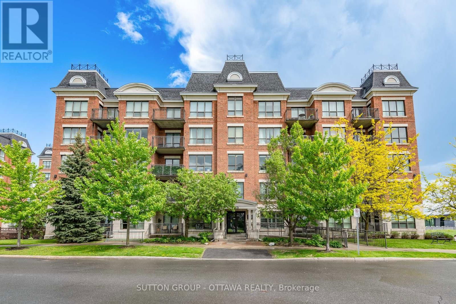 308 - 1005 BEAUPARC PRIVATE Image 1