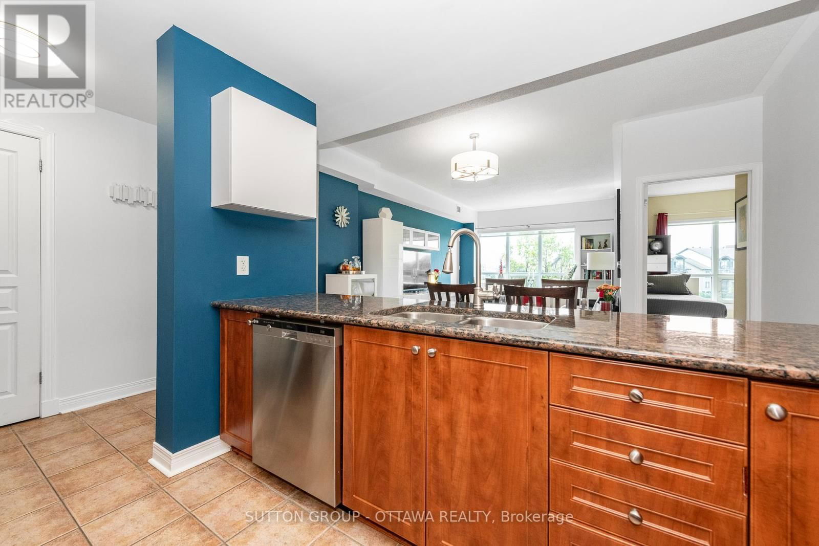 308 - 1005 BEAUPARC PRIVATE Image 9