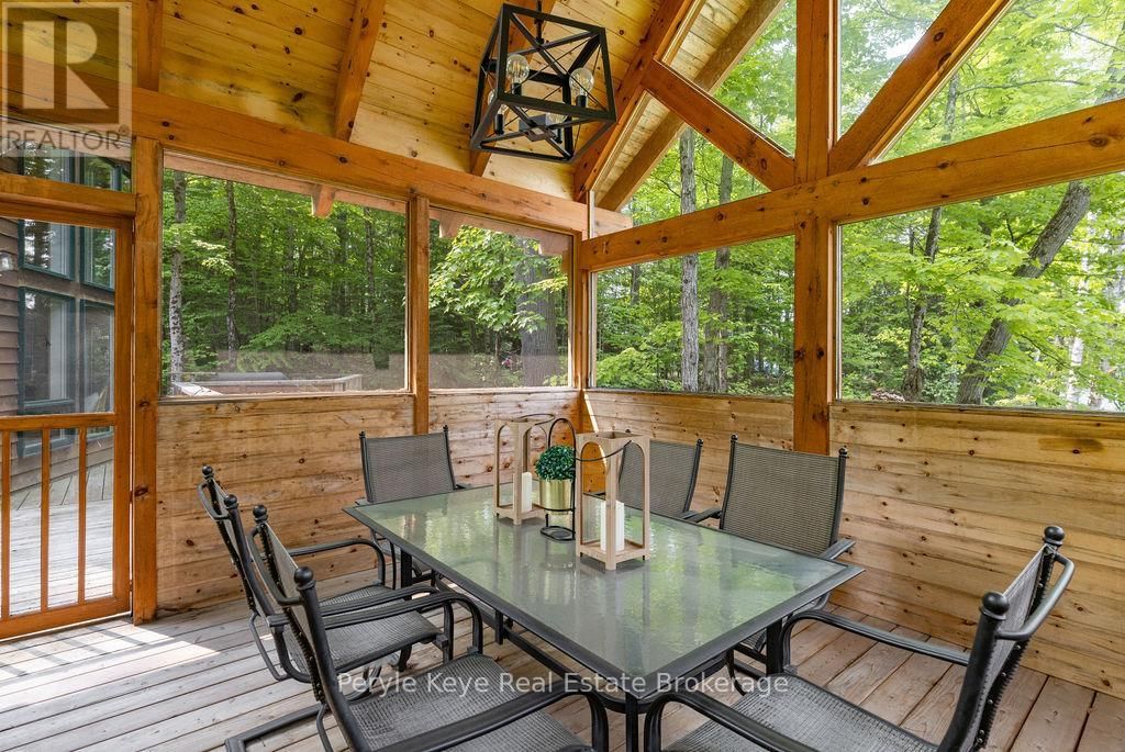 1042 S MENOMINEE ROAD Image 27