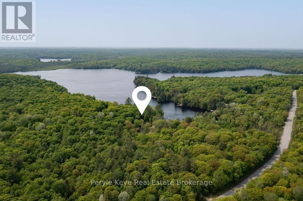 1042 S MENOMINEE ROAD Image 7