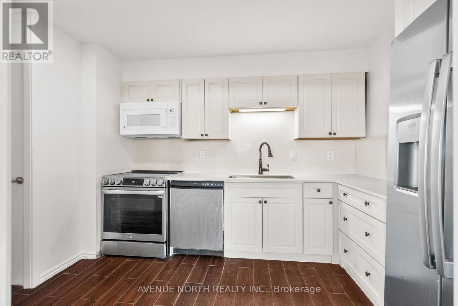 706 - 370 DOMINION AVENUE Image 12