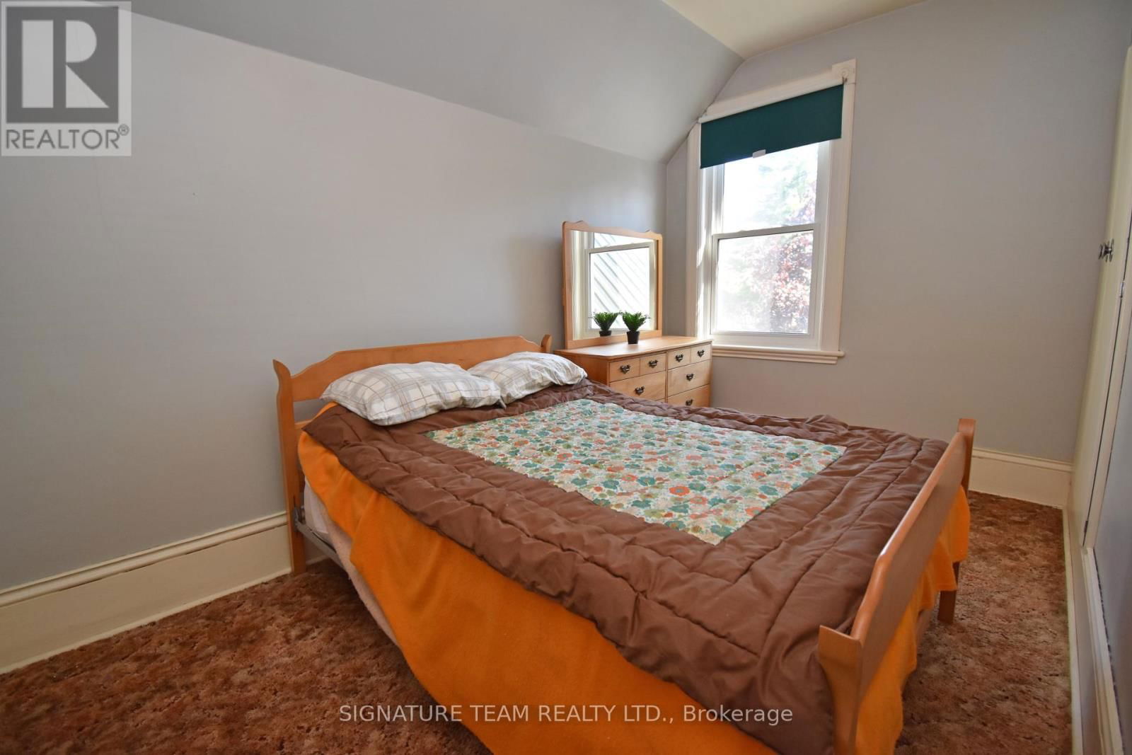 568 MARY STREET Image 11