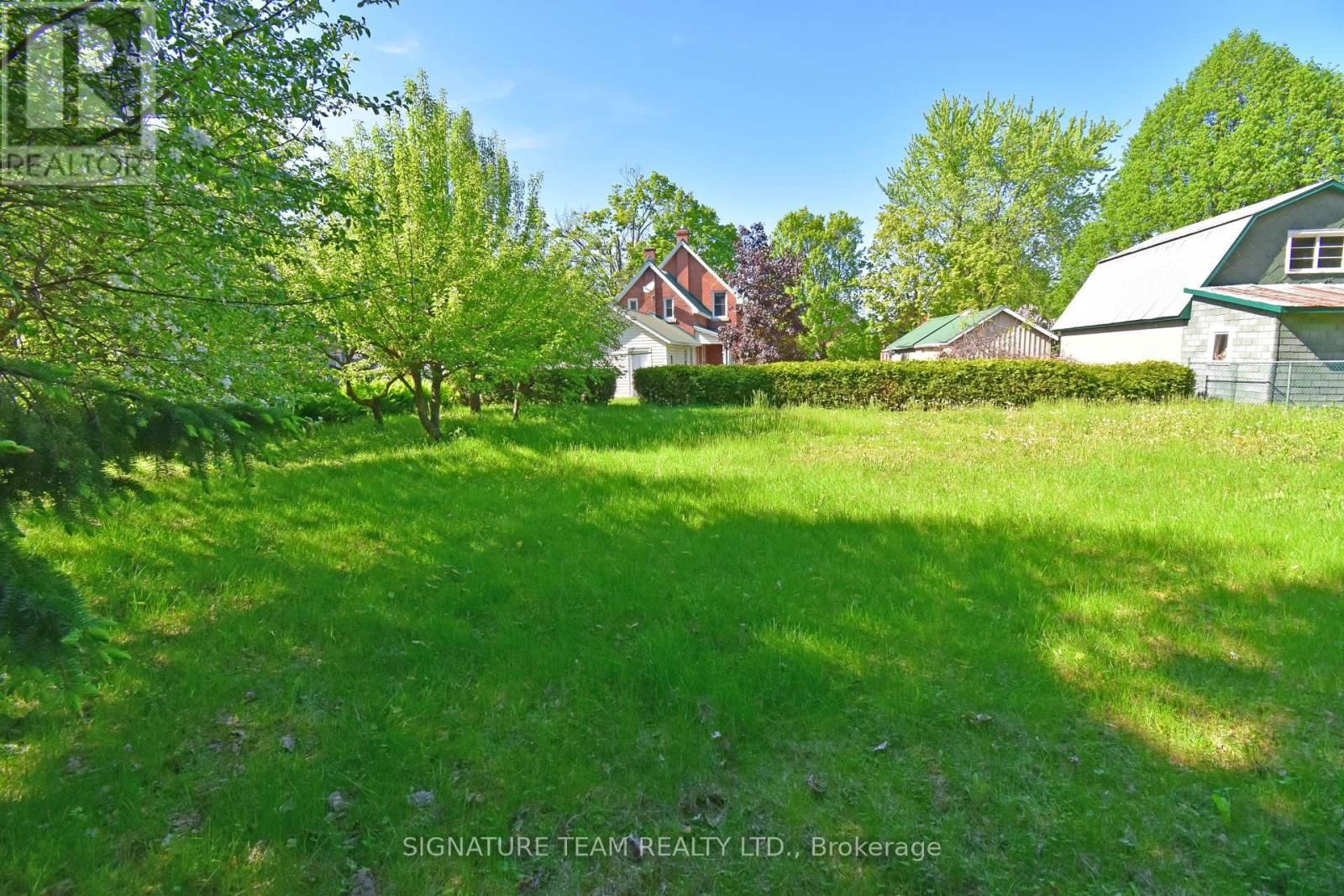 568 MARY STREET Image 3