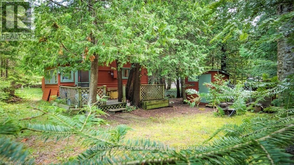 25 PINE TREE HARBOUR ROAD Image 3