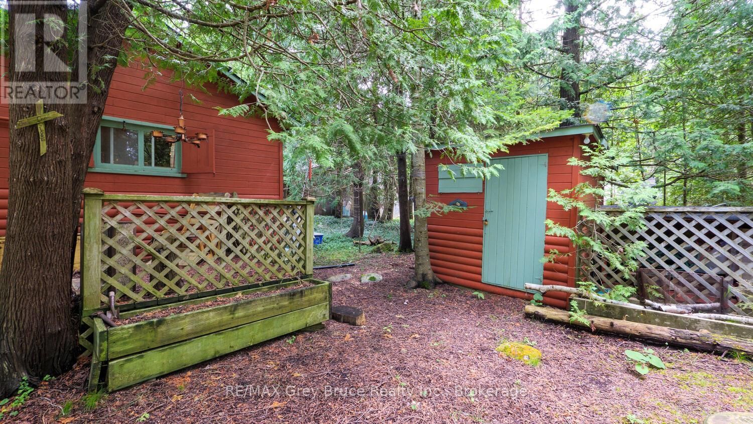 25 PINE TREE HARBOUR ROAD Image 40