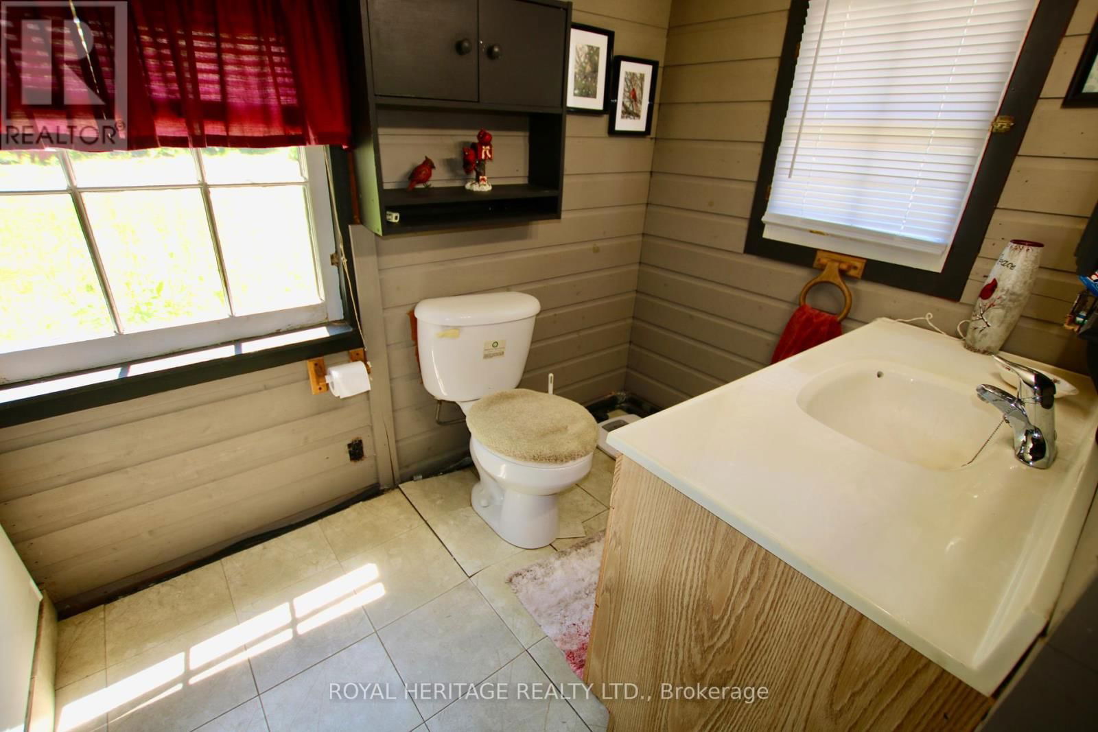 63 BIRCHCLIFF AVENUE Image 11