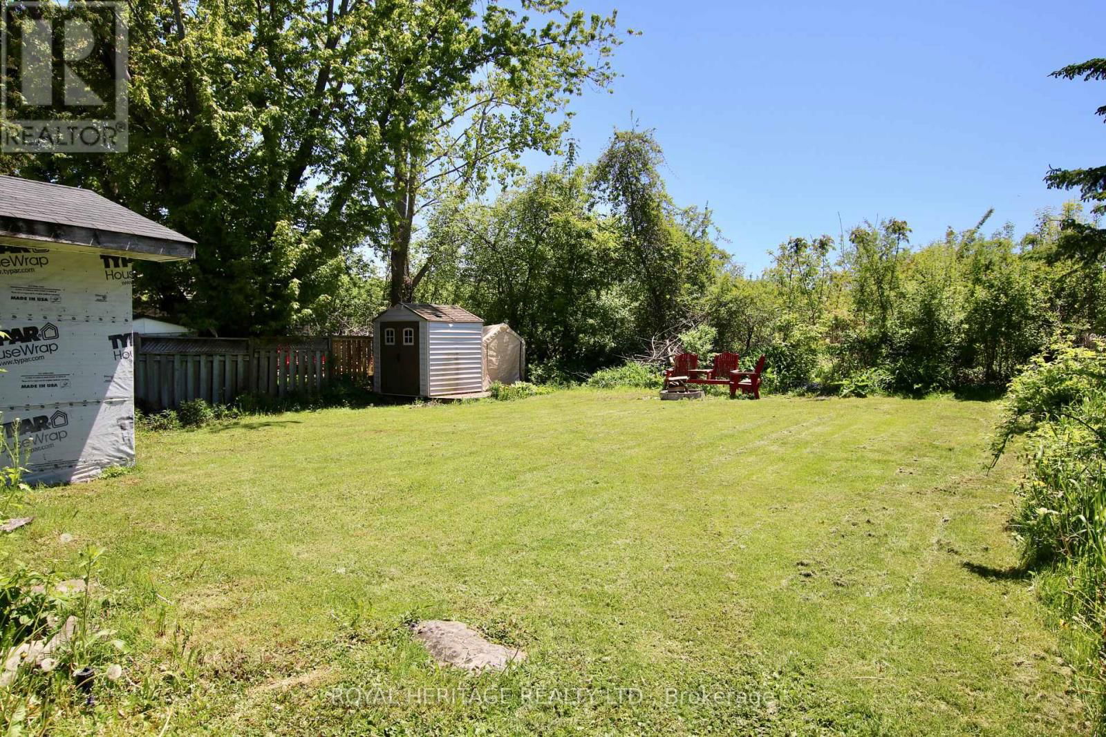 63 BIRCHCLIFF AVENUE Image 13
