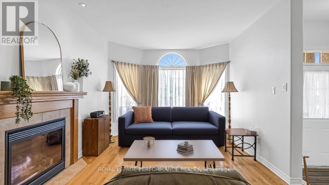 1921 SCHROEDER CRESCENT Image 4
